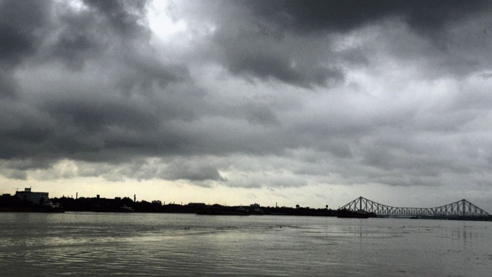 আবহাওয়ার খবর। ফাইল ছবি