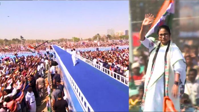 জনগর্জন সভায় পৌঁছালেন মমতা