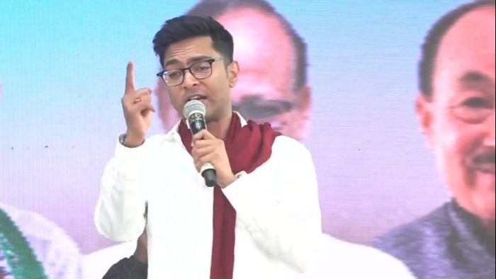 'মোদীর গ্যারান্টি, জিরো ওয়ারেন্টি', ময়নাগুড়ির সভায় জনগণকে সতর্কবাণী অভিষেকের