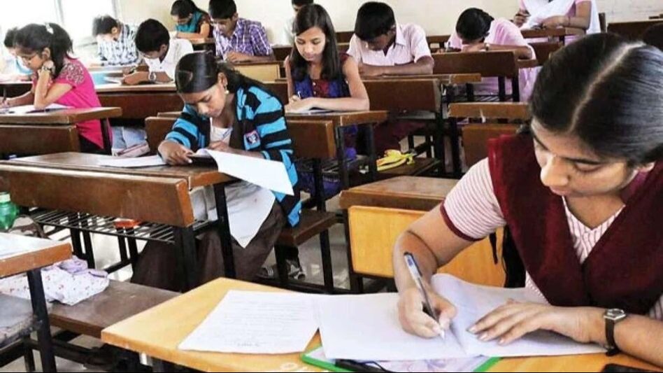 ৪ সেমিস্টারে উচ্চ মাধ্যমিক, কখন কী পরীক্ষা, কীভাবে? রইল বিস্তারিত ৪ সেমিস্টারে উচ্চ মাধ্যমিক, কখন কী পরীক্ষা, কীভাবে? রইল বিস্তারিত
