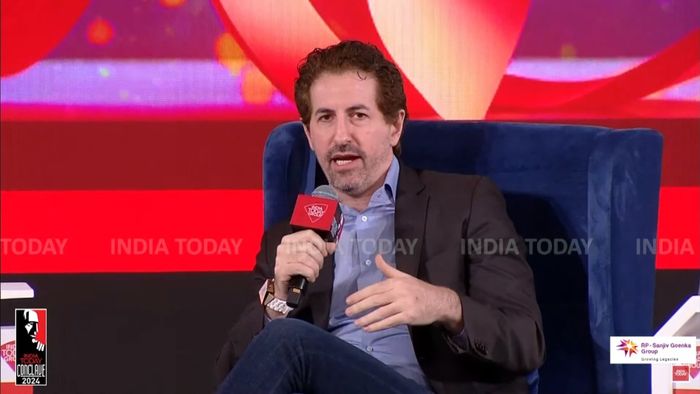 নিউরোসায়েন্স অ্যান্ড বিজনেসের অধ্যাপক মোরান সার্ফ।