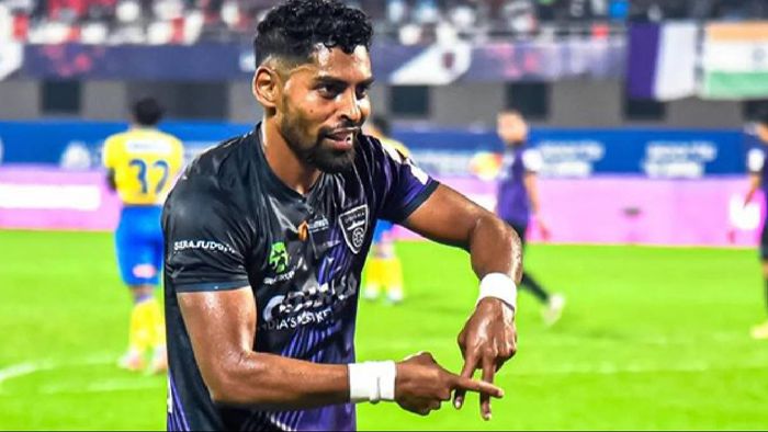 পরের মরসুমে ফ্রি রয় কৃষ্ণা