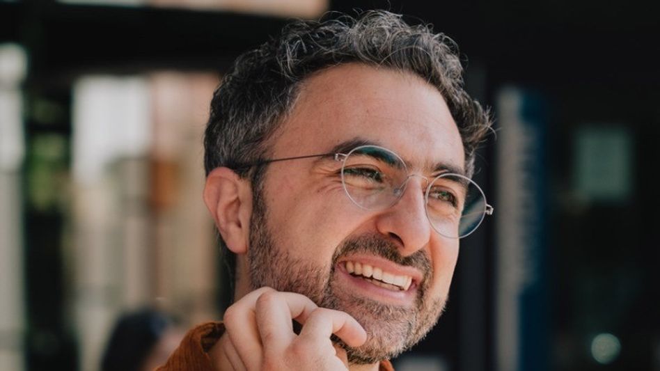 Microsoft AI-এর CEO ট্যাক্সি ড্রাইভারের ছেলে, দেওয়ালে পিঠ ঠেকলে মুস্তাফার কাহিনি রইল Microsoft AI-এর CEO ট্যাক্সি ড্রাইভারের ছেলে, দেওয়ালে পিঠ ঠেকলে মুস্তাফার কাহিনি রইল