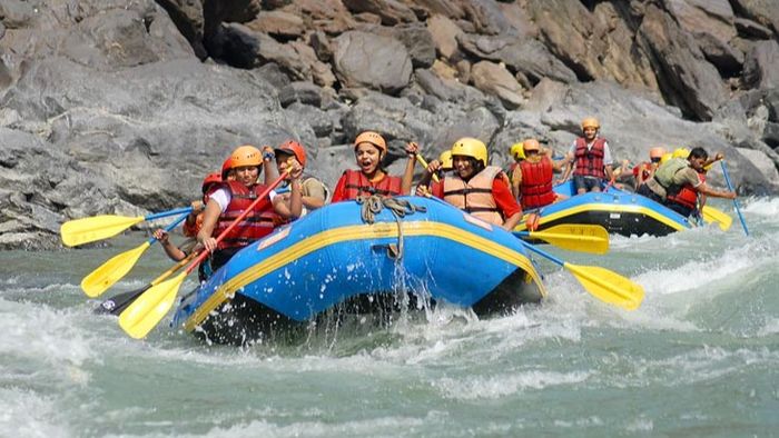 সাড়ে ৫ মাস পর তিস্তায় র্যাফটিং শুরু, তবে থাকছে কিছু বিধিনিষেধও