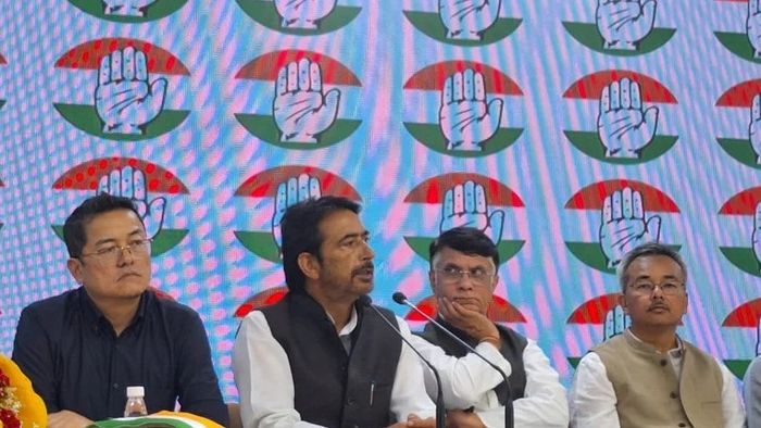 দার্জিলিংয়ে খেলা ঘোরাচ্ছে কংগ্রেস! দলে গোর্খাদের সবচেয়ে বড় সংগঠনের নেতা