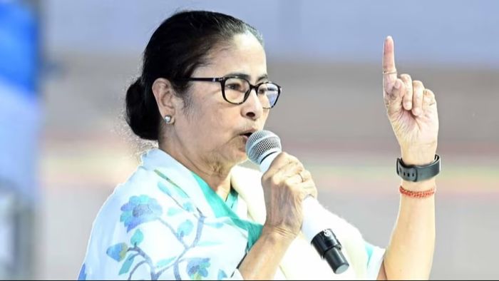 মুখ্যমন্ত্রী মমতা বন্দ্যোপাধ্যায়