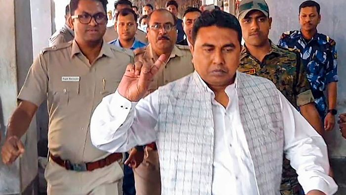 ইডি হেফাজতে বিস্ফোরক শেখ শাহজাহান