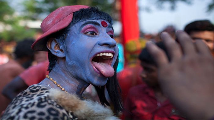 চড়ক পুজো (ছবি: গেটি ইমেজেস)