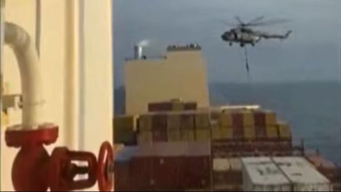 ইজরায়েলি ধনকুবেরের জাহাজ অপহরণ করল ইরান, তাতে রয়েছেন ১৭ ভারতীয়ও