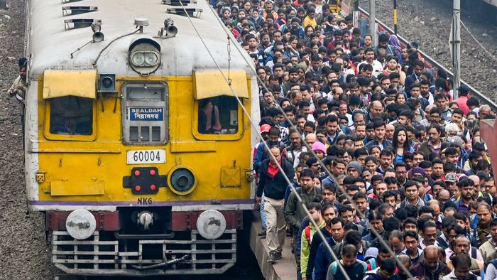 লোকাল ট্রেন (ফাইল ছবি)