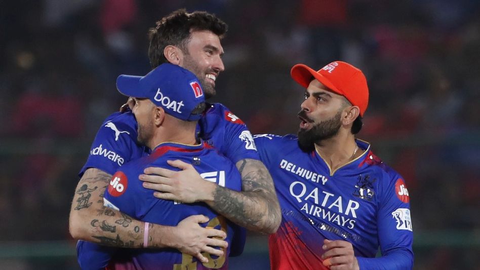 লখনৌয়ের পর বেঙ্গালুরু, গম্ভীরদের বিরুদ্ধে বিশেষ জার্সি RCB-র লখনৌয়ের পর বেঙ্গালুরু, গম্ভীরদের বিরুদ্ধে বিশেষ জার্সি RCB-র