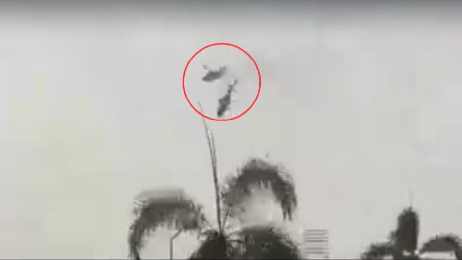 নৌবাহিনীর ২ হেলিকপ্টারের মুখোমুখি সংঘর্ষে মৃত ১০