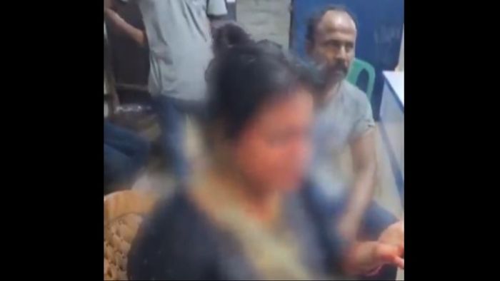 আনন্দপুরে BJP-র মহিলা নেত্রীর ওপরে হামলা, বাগুইআটিতে খুন তৃণমূল কর্মী