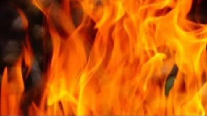 বড়বাজারে আগুন (প্রতীকী চিত্র)।