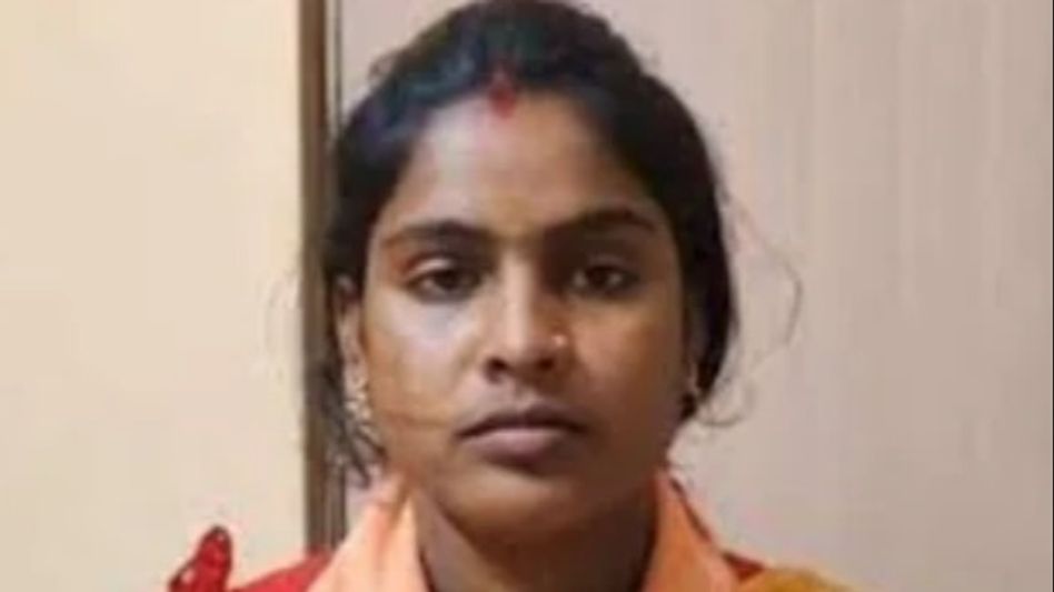 বিজেপি প্রার্থী রেখাকে কেন্দ্রীয় সুরক্ষা, X ক্যাটাগরির নিরাপত্তা সন্দেশখালির প্রতিবাদীকে বিজেপি প্রার্থী রেখাকে কেন্দ্রীয় সুরক্ষা, X ক্যাটাগরির নিরাপত্তা সন্দেশখালির প্রতিবাদীকে