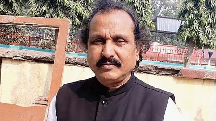 কংগ্রেস প্রার্থী মোস্তাক আলম