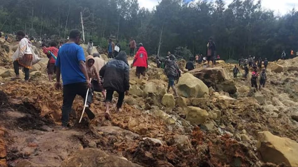প্রশান্ত মহাসাগরের এই দ্বীপে ভয়াবহ ভূমিধস, ৬৭০ জনের বেশি মৃত্যুর শঙ্কা প্রশান্ত মহাসাগরের এই দ্বীপে ভয়াবহ ভূমিধস, ৬৭০ জনের বেশি মৃত্যুর শঙ্কা