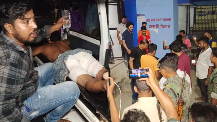 ভাঙড়ে অশান্তি থামছেই না, শেষদফা ভোটের আগে ফের বোমাবাজি, আহত ৫