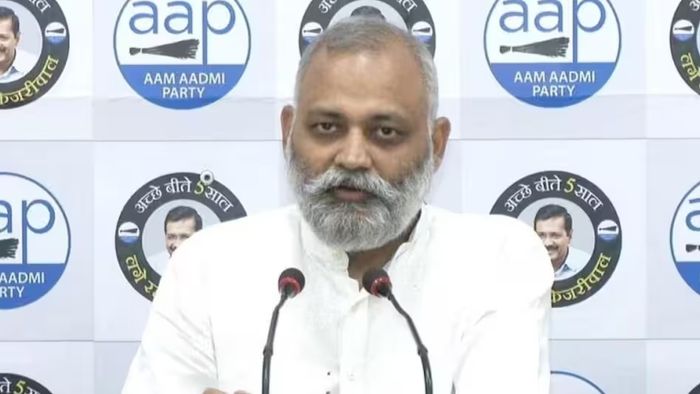 'মোদী ফের প্রধানমন্ত্রী হলে মাথা ন্যাড়া করে ফেলব', AAP নেতার বড় বয়ান