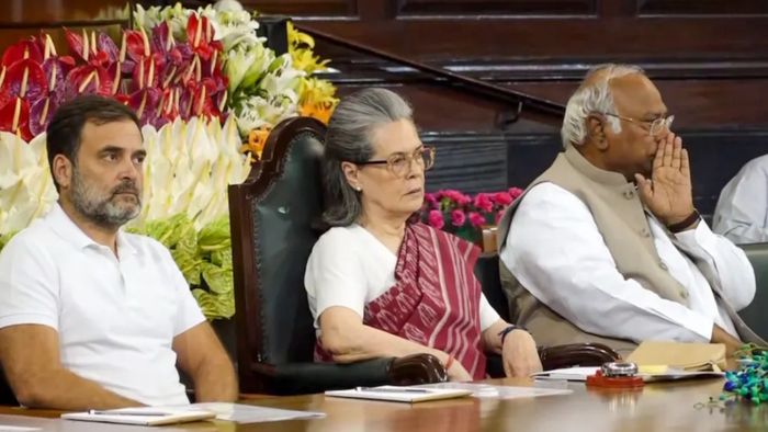 রাহুল গান্ধী ও সনিয়া গান্ধী