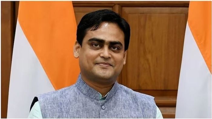 আবারও কেন্দ্রে মন্ত্রী হচ্ছেন শান্তনু ঠাকুর