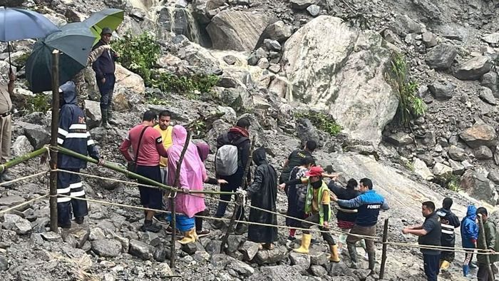 সিকিম থেকে পর্যটকদের উদ্ধার প্রক্রিয়া শুরু