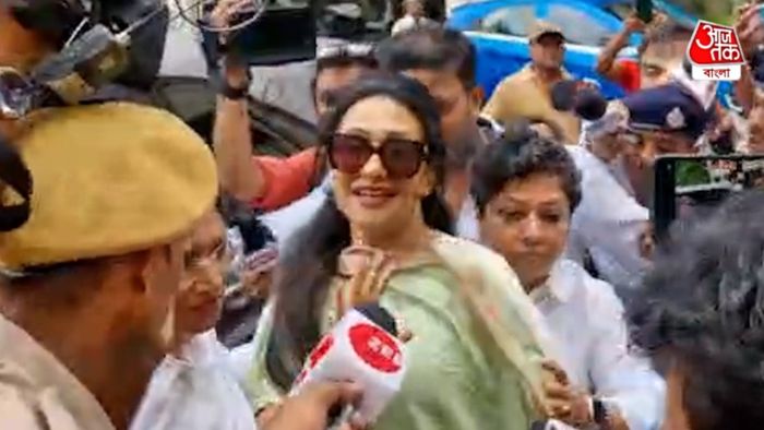 ঋতুপর্ণা সেনগুপ্ত