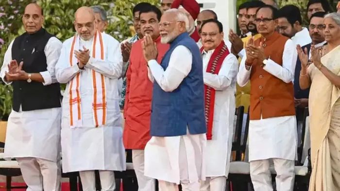 কাল থেকে সংসদ অধিবেশন, প্রথম দিন শপথ মোদী-সহ ২৮০ জন সাংসদের