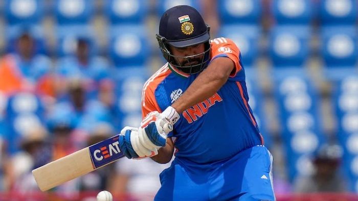 রোহিত শর্মা বিস্ফোরক ব্যাটিং
