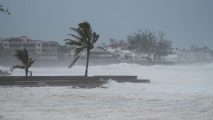 হারিকেনে এখনও বার্বাডোসেই আটকে বিরাট-রোহিকরা, কবে ফিরবেন দেশে?