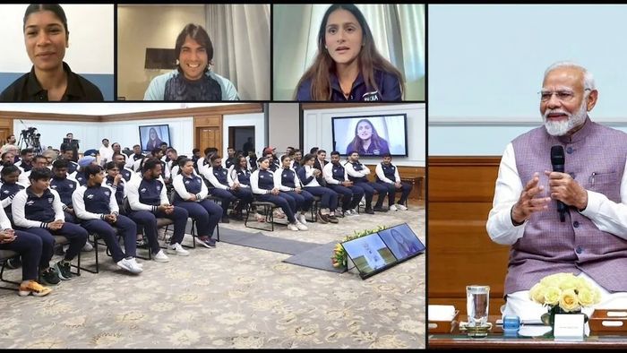 প্যারিস অলিম্পিকের খেলোয়াড়দের সঙ্গে দেখা করলেন PM Modi