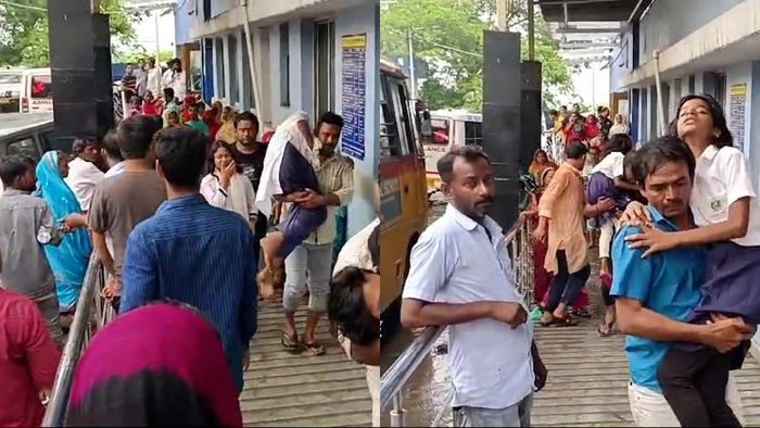 lightning  strike in a school