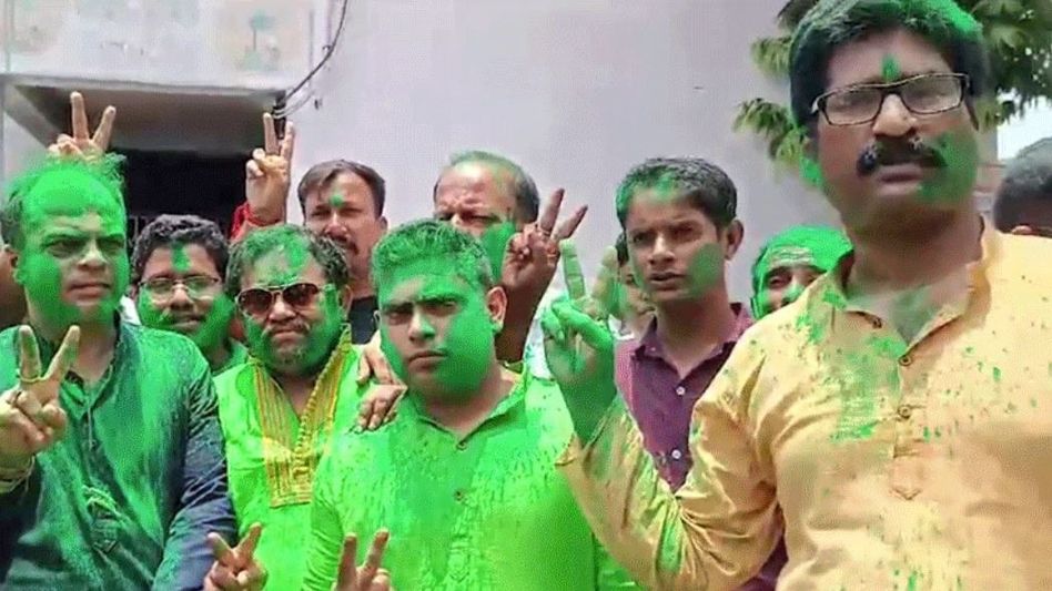 দেশজুড়ে উপনির্বাচনে জয়জয়কার 'ইন্ডিয়া'র, ১৩ আসনের মধ্যে মাত্র ২টি পেল BJP দেশজুড়ে উপনির্বাচনে জয়জয়কার 'ইন্ডিয়া'র, ১৩ আসনের মধ্যে মাত্র ২টি পেল BJP