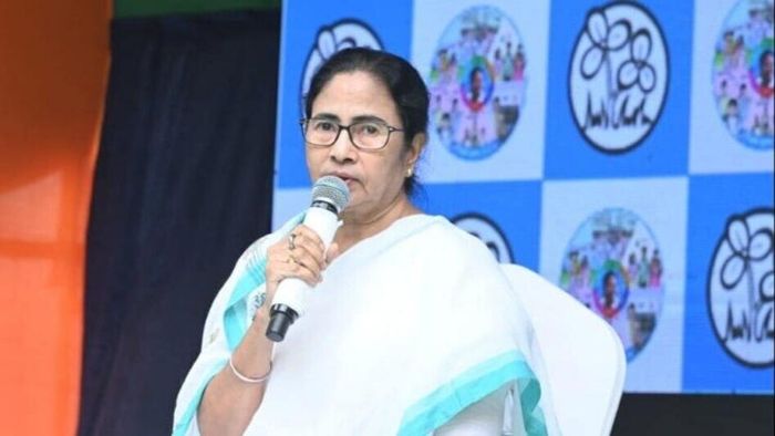 মুখ্যমন্ত্রী মমতা বন্দ্যোপাধ্যায়