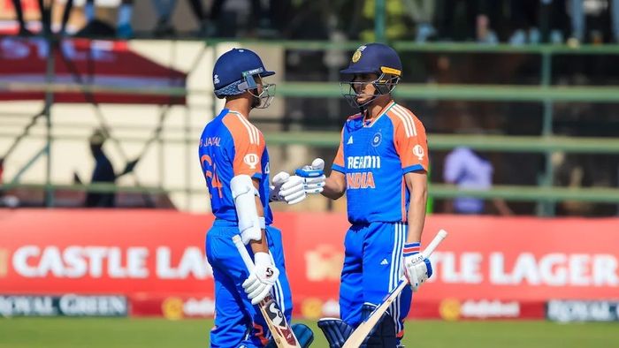 জিম্বাবোয়েকে দুরমুশ করে ১ ম্যাচ হাতে থাকতেই সিরিজ পকেটে পুরল ভারত