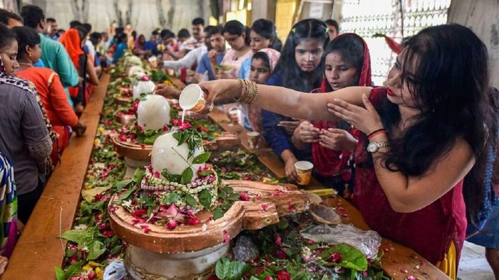 এই শ্রাবণে করুন গোপন উপায়, চাকরিতে প্রমোশন, নতুন জীবিকার দিশা