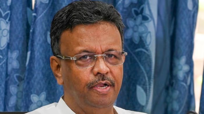 ফিরহাদ হাকিম।