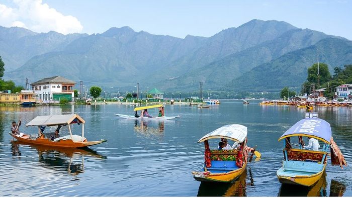 কাশ্মীরে ব্যাপক গরম। ফাইল ছবি