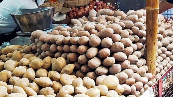 আলুর বাজার। ফাইল ছবি