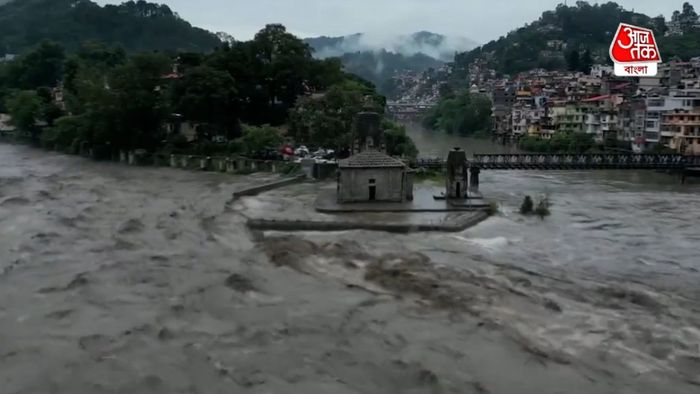 মেঘ ভাঙতেই হড়পা বানে সব ভেসে গেল