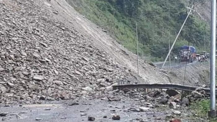 আবার ধস, শিলিগুড়ি-সিকিম যোগাযোগ ফের বিচ্ছিন্ন, বিকল্প রুট কী?