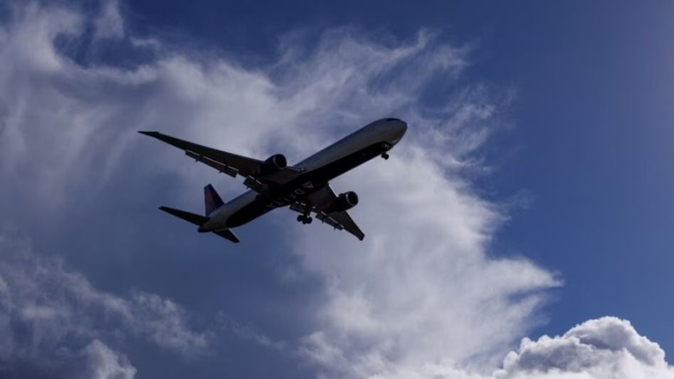 ব্রাজিলে বিরাট দুর্ঘটনা, ৬২জন যাত্রী নিয়ে সাও পাওলোতে ভেঙে পড়ল বিমান