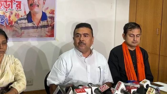 বিরোধী দলনেতা শুভেন্দু অধিকারী