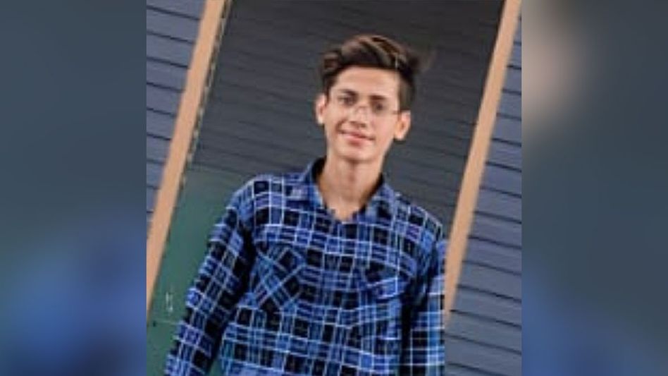 গরু পাচার করছিল? সন্দেহে দ্বাদশের ছাত্রকে গুলি করে খুন গরু পাচার করছিল? সন্দেহে দ্বাদশের ছাত্রকে গুলি করে খুন