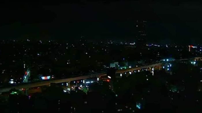 আর জি করের প্রতিবাদে নিভল কলকাতার আলো