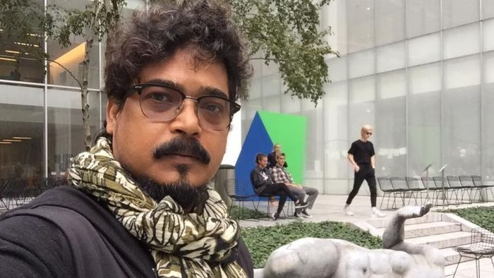 বোন নিহত ‘তিলোত্তমা’, এবার চারুকলা পর্ষদের সদস্যপদ ছাড়লেন সনাতন দিন্ডা