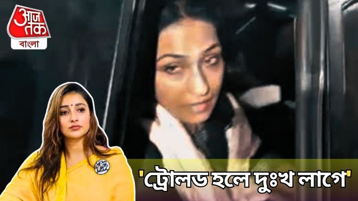 সায়ন্তিকা বন্দ্যোপাধ্যায় ও ঋতুপর্ণা সেনগুপ্ত