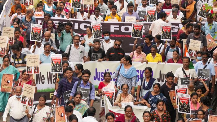 আজ শহরের বিভিন্ন প্রান্তে প্রতিবাদ কর্মসূচি