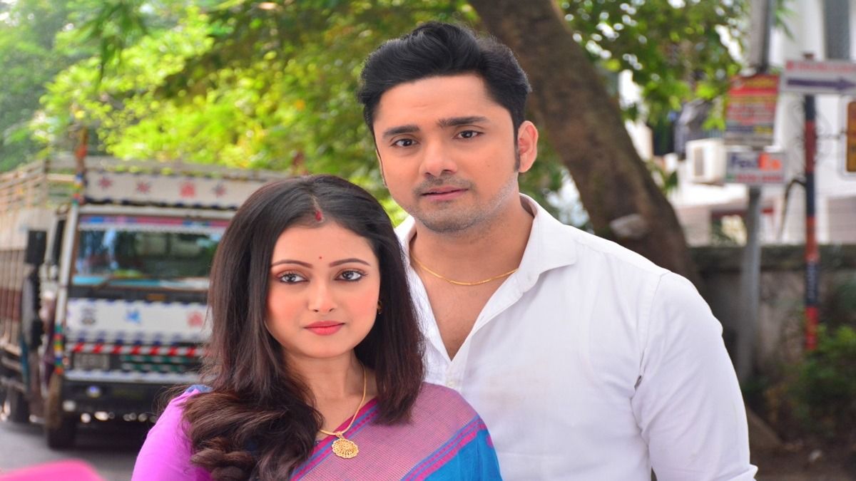 পল্লবী ও রুবেল 