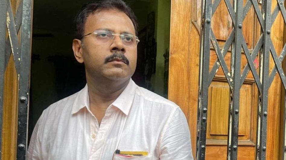 আর ডাক্তার নয় সন্দীপ ঘোষ? রেজিস্ট্রেশনও বাতিলের পথে আর ডাক্তার নয় সন্দীপ ঘোষ? রেজিস্ট্রেশনও বাতিলের পথে